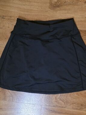 Oalka Black Activewear Skort